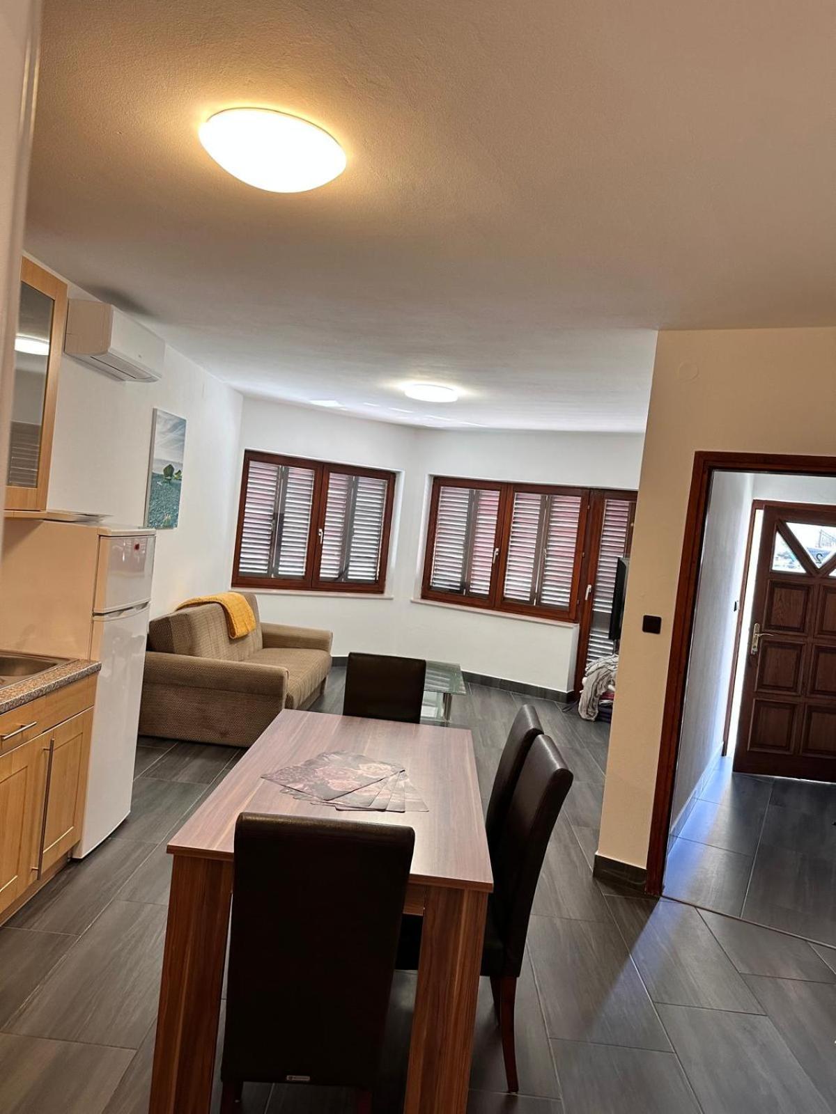 Apartman Nikola Salatić Екстериор снимка